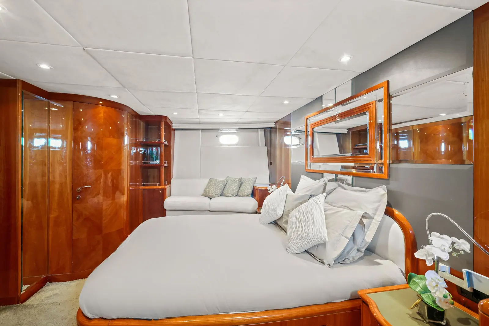 Accama Delta, photo 12 of 18